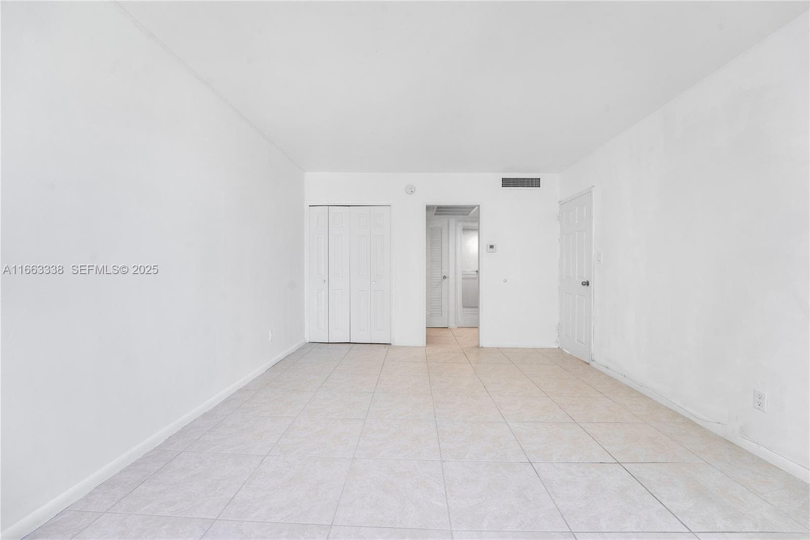 5151 Collins Ave 925 photo 17