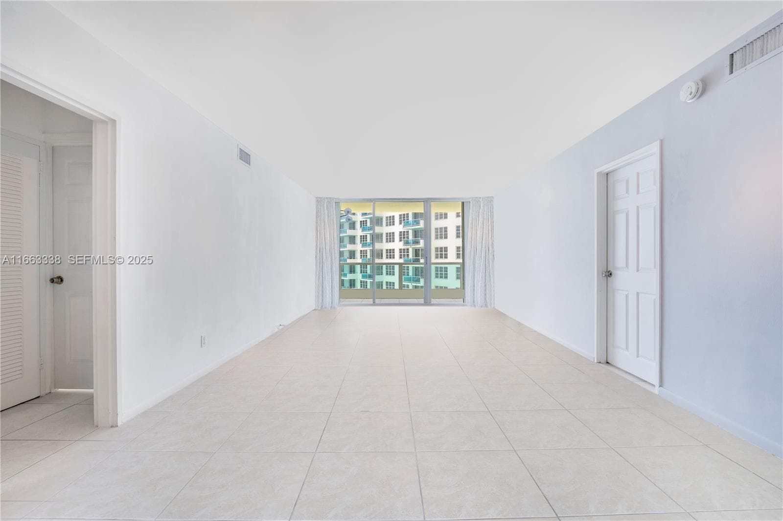 5151 Collins Ave 925 photo 4