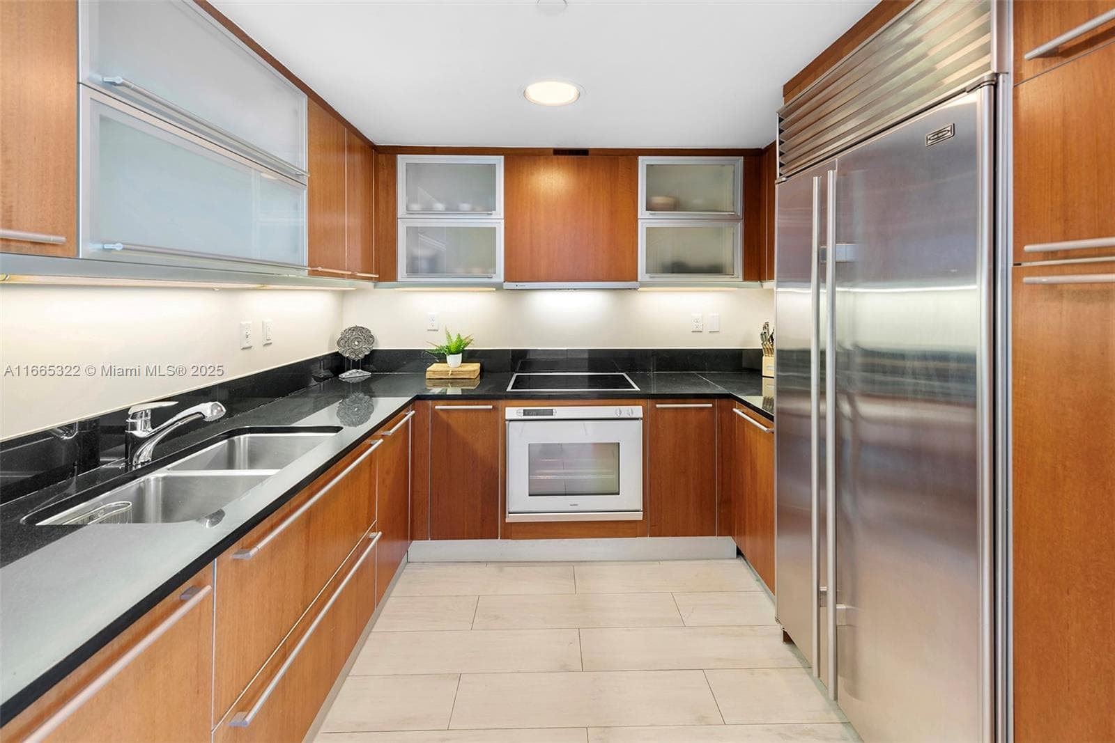 101 20th St 2604 photo 12