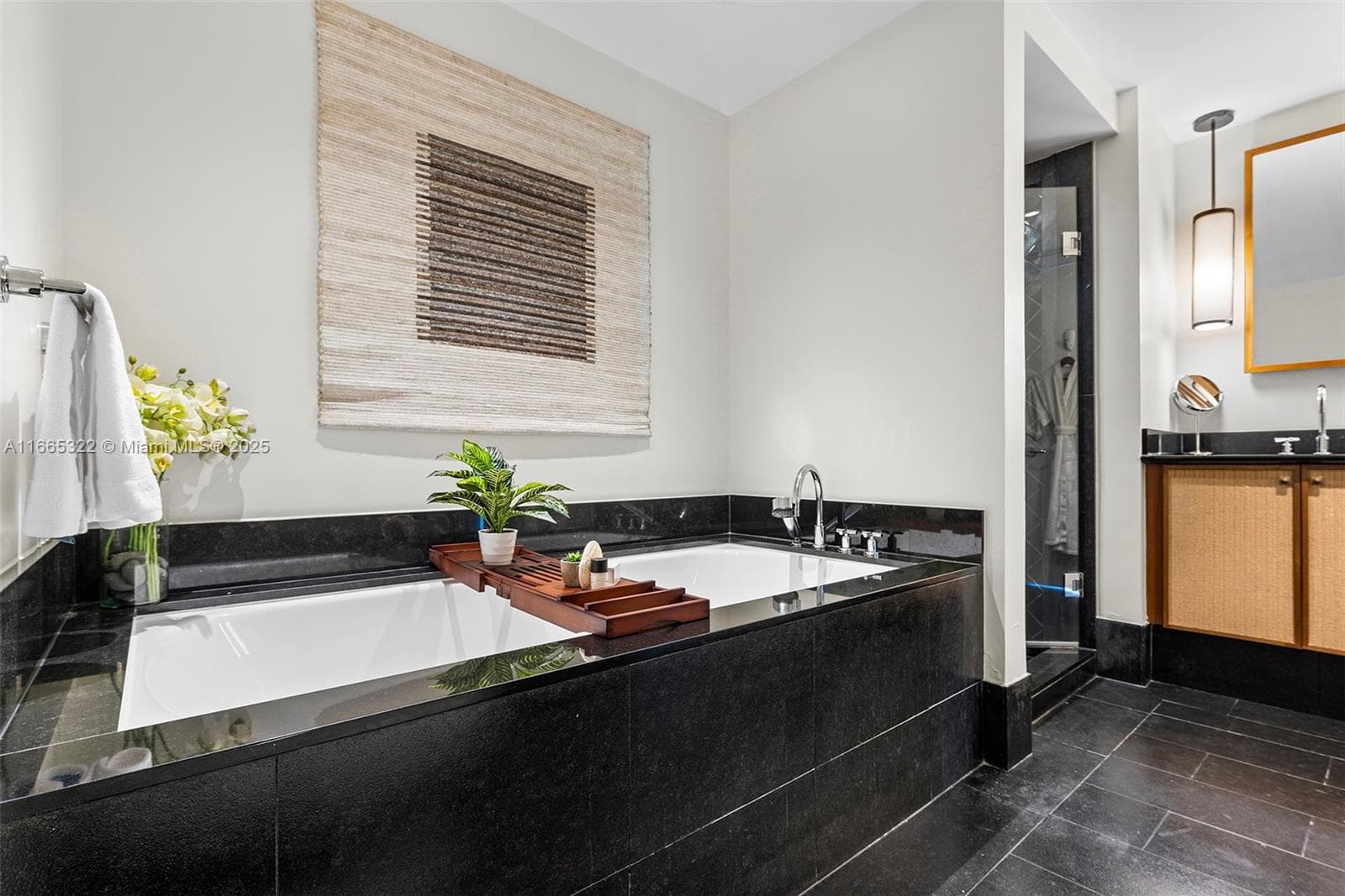 101 20th St 2604 photo 18