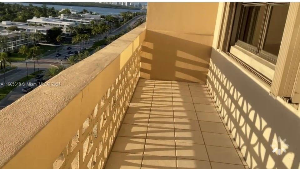 10185 Collins Ave 406 photo 20