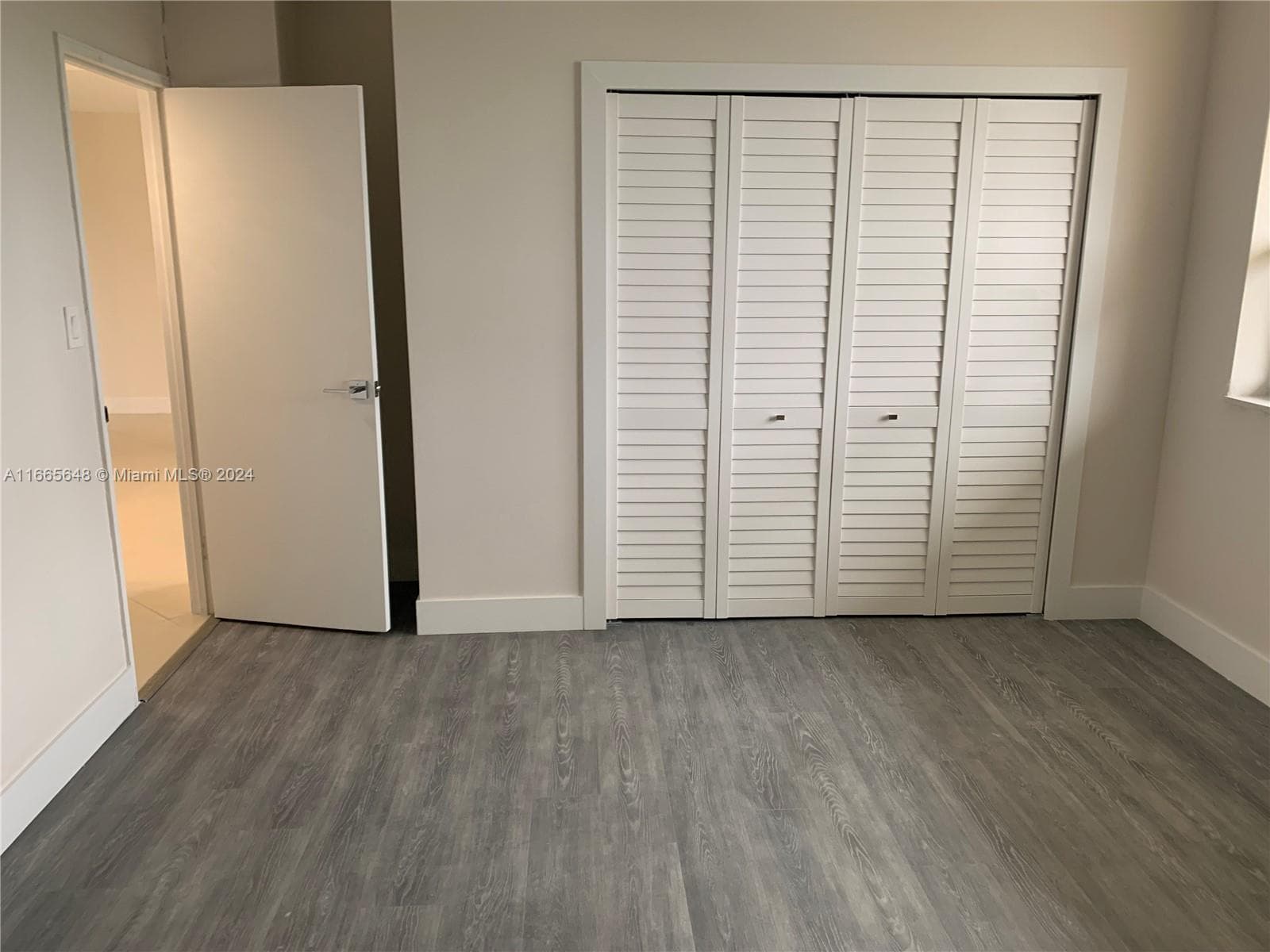 10185 Collins Ave 406 photo 8