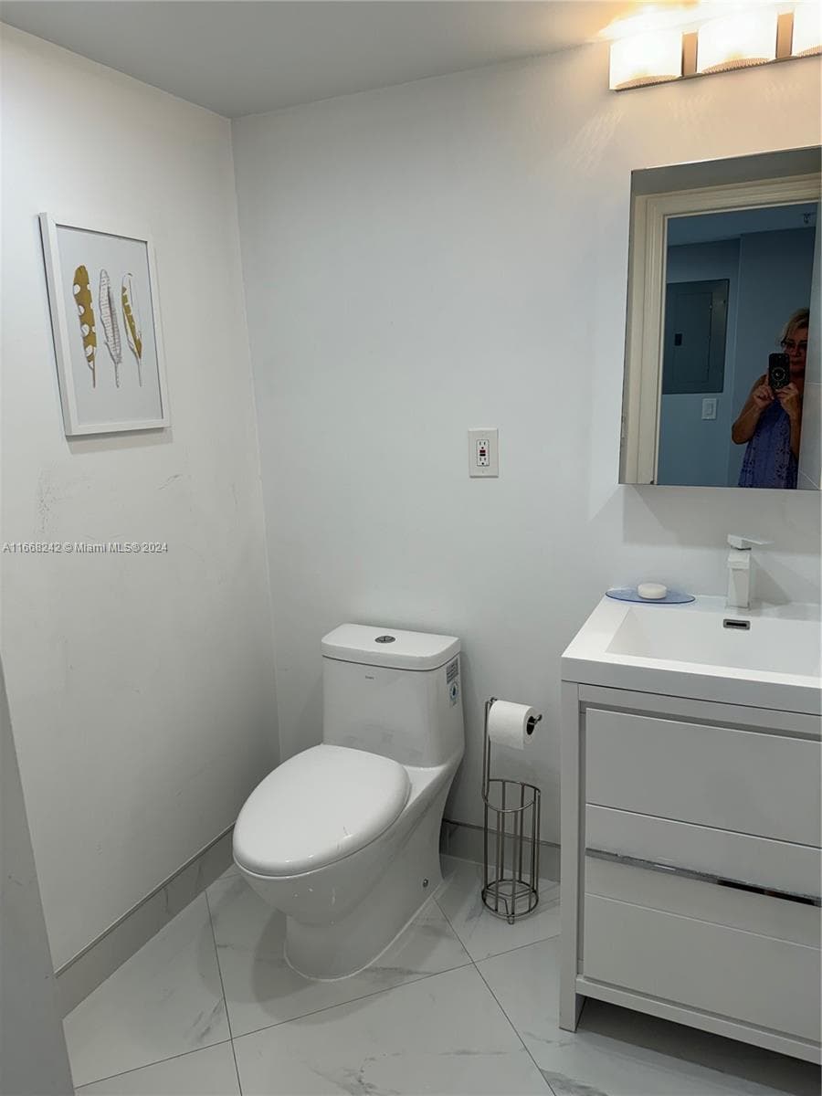 19370 Collins Ave 1208 photo 6