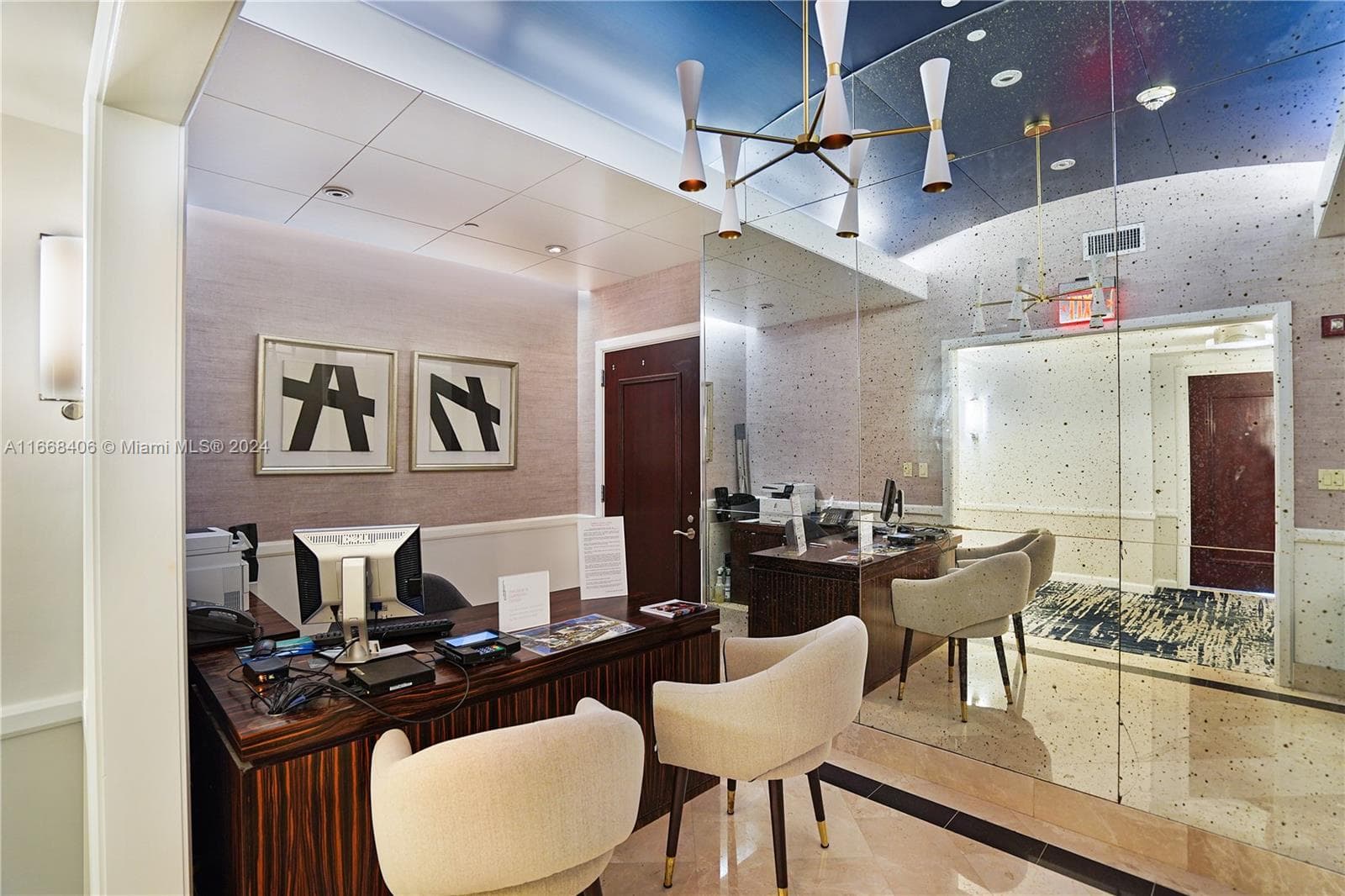 4391 Collins Ave 1501/1502 photo 9