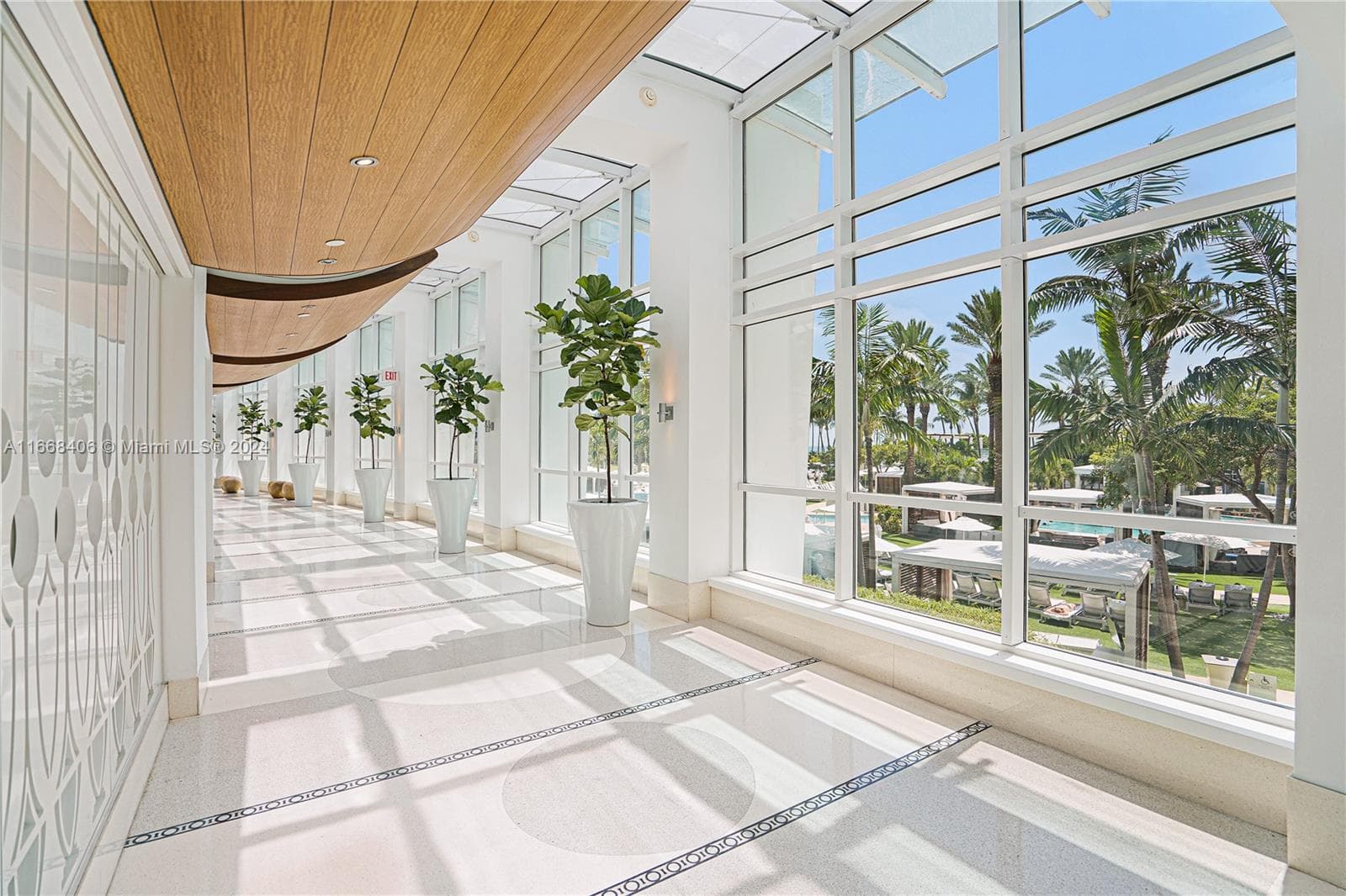 4391 Collins Ave 1501/1502 photo 25