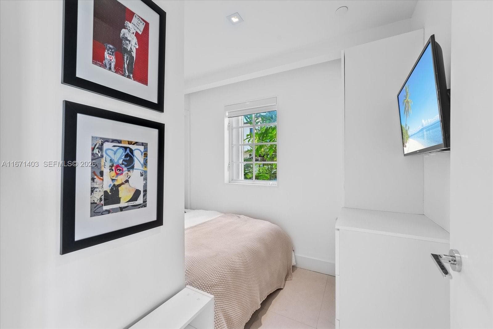 15713 Fisher Island Dr 15713 photo 24