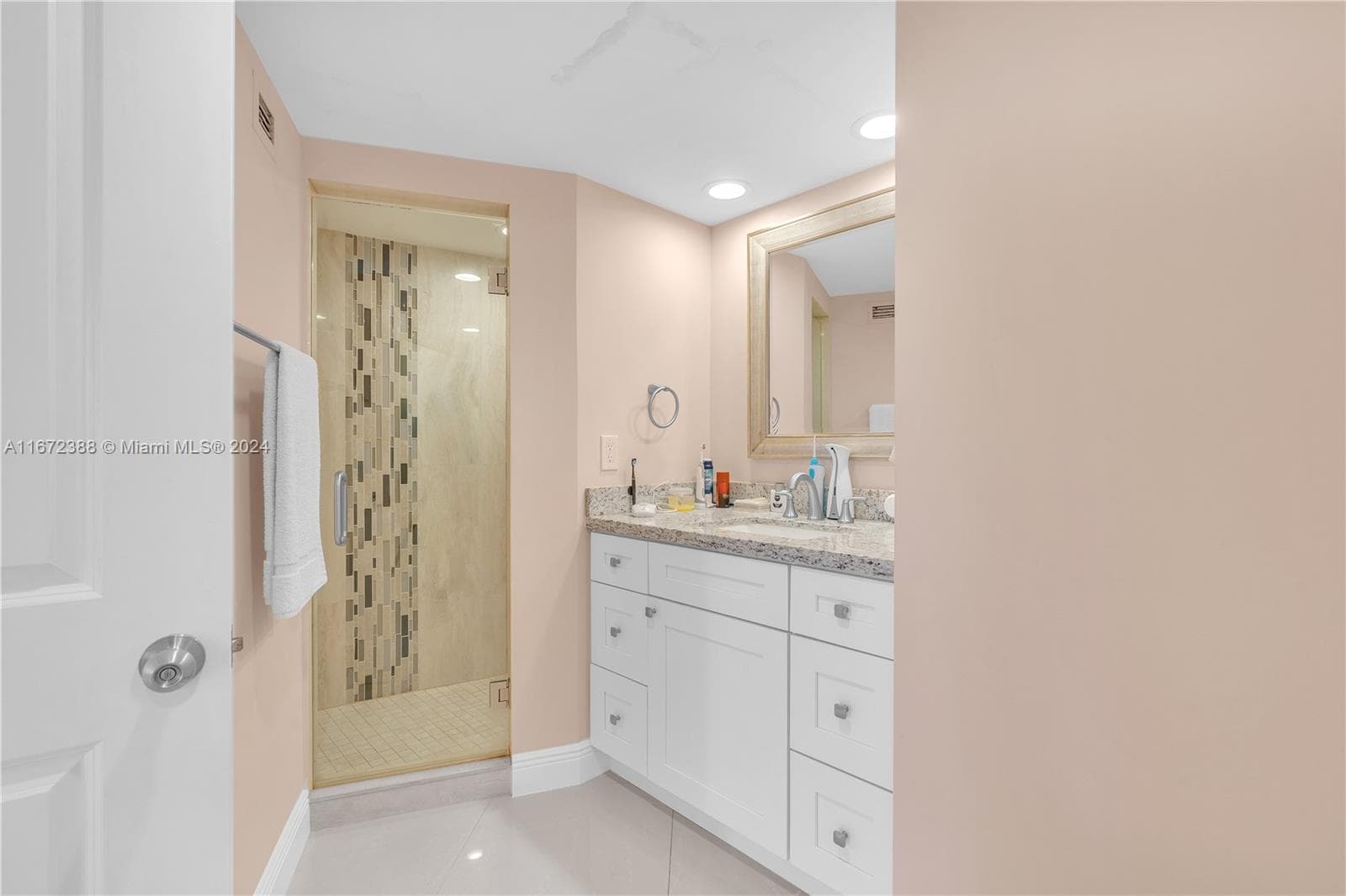 1301 NE Miami Gardens Dr 1225W photo 12