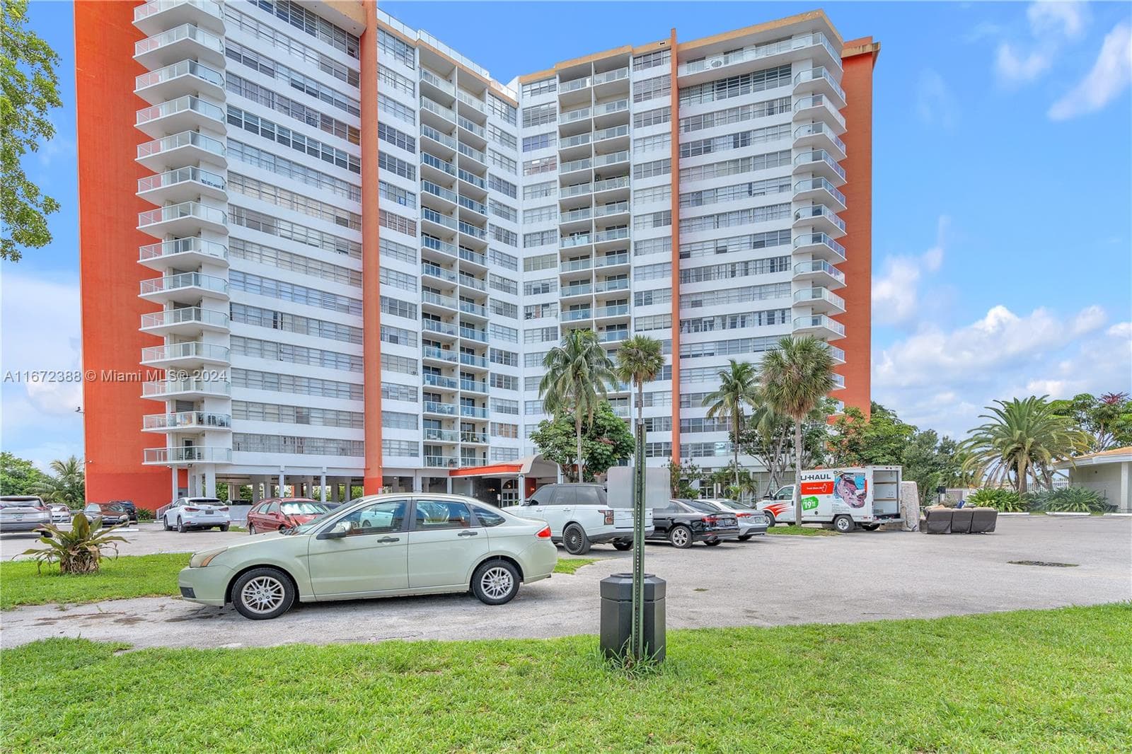 1301 NE Miami Gardens Dr 1225W photo 25