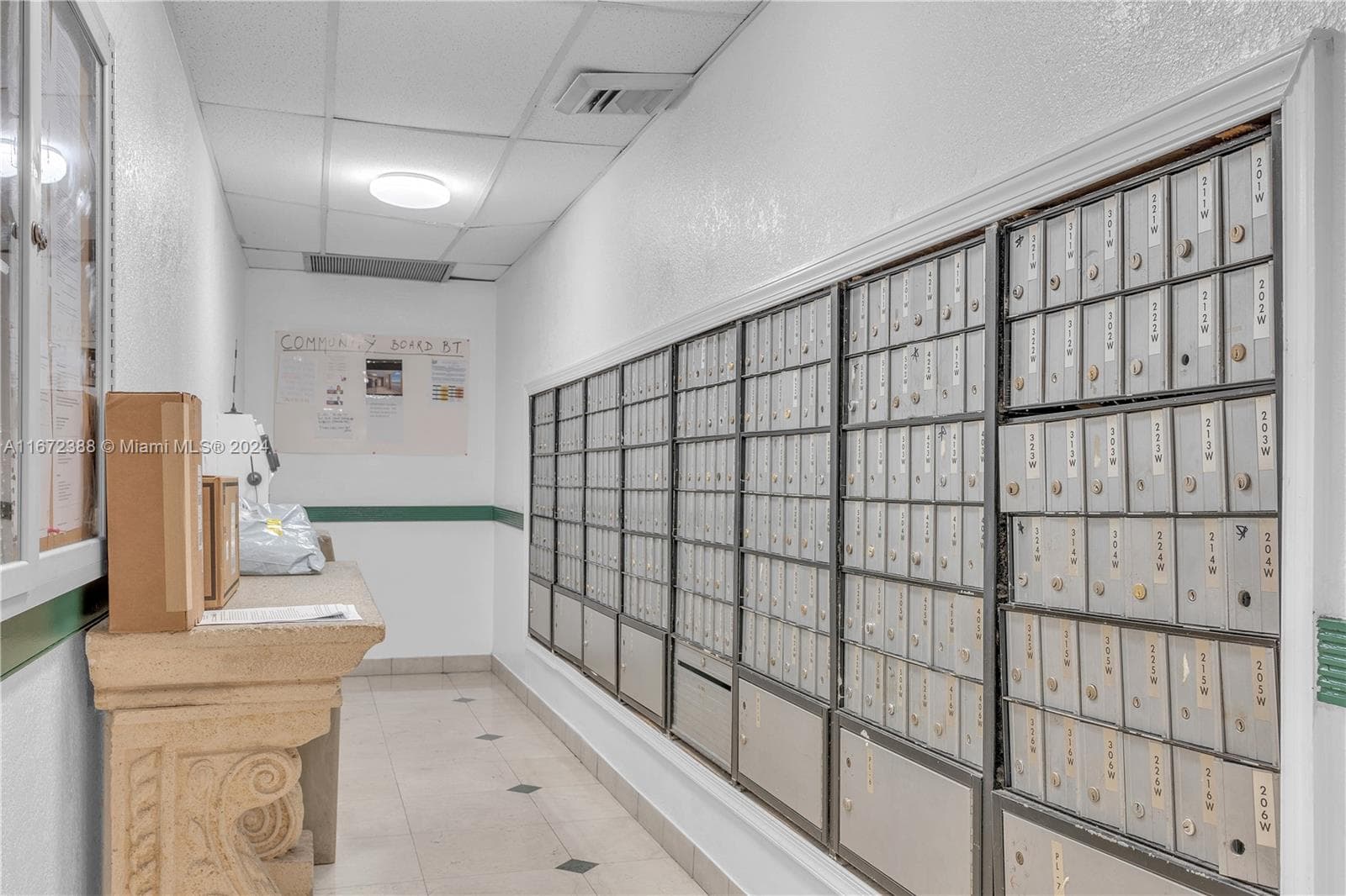 1301 NE Miami Gardens Dr 1225W photo 21