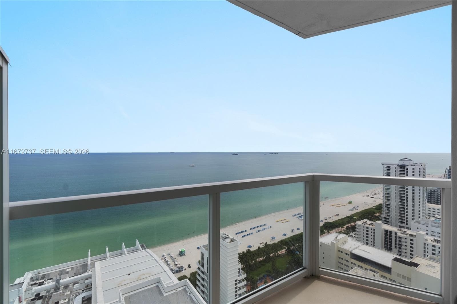 4401 Collins Ave 3202/3204 photo 12