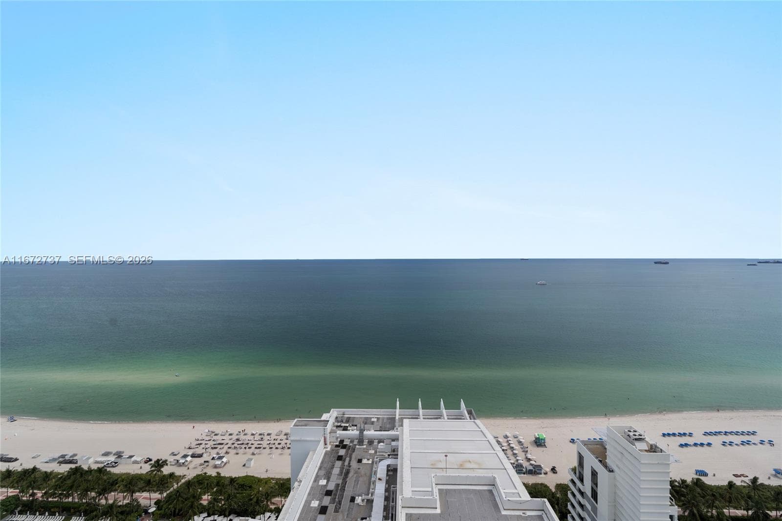 4401 Collins Ave 3202/3204 photo 9