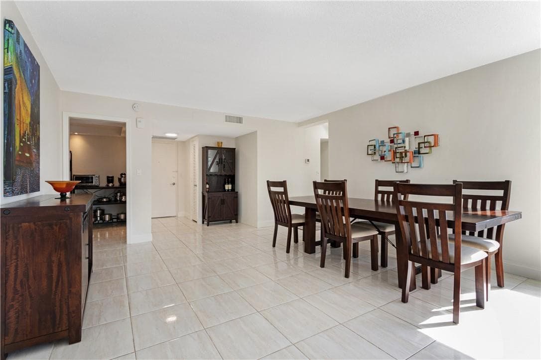 1151 N Fort Lauderdale Beach Boulevard 3c photo 16