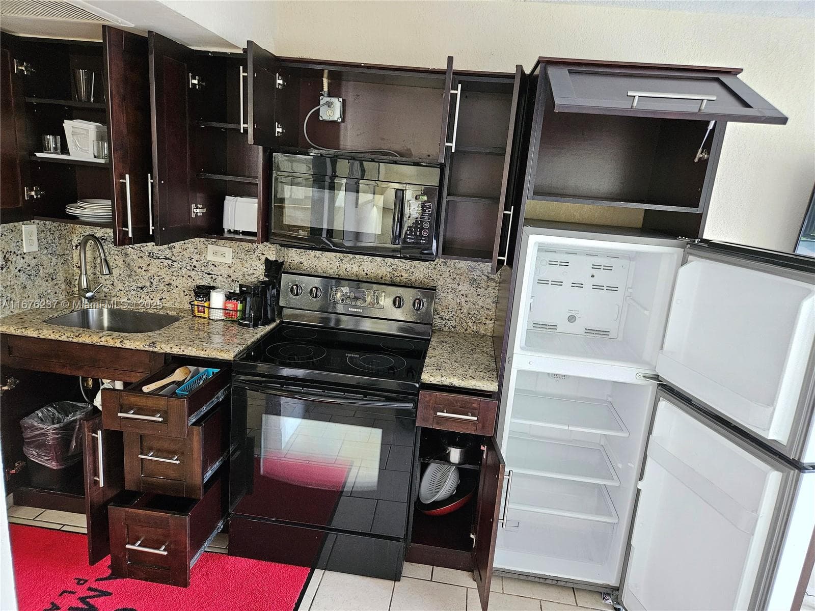 19201 Collins Ave 237 photo 7