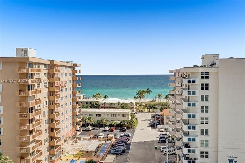 1410 S Ocean Dr 506 photo 1