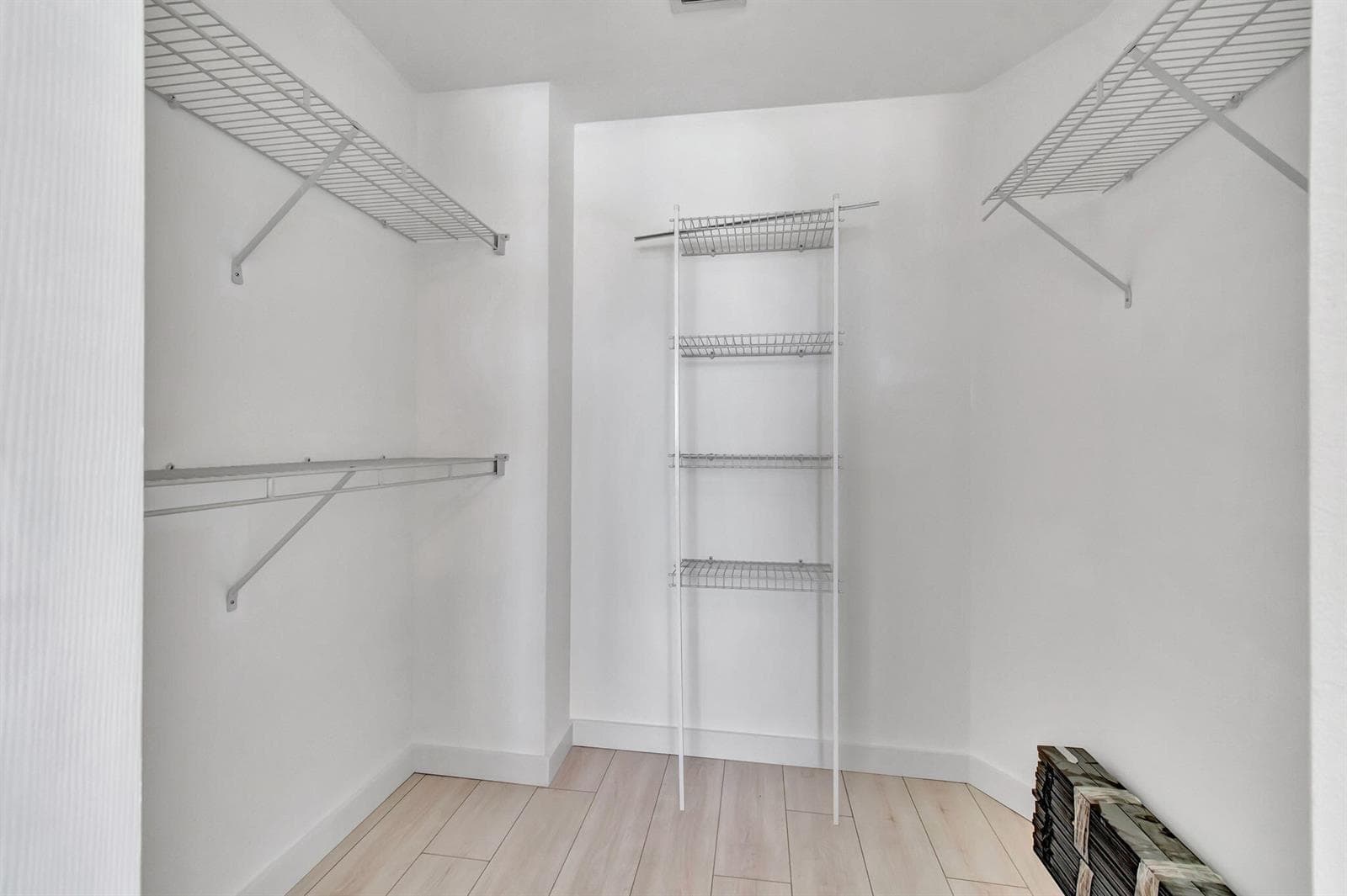 100 NE 6th Street 505 photo 14
