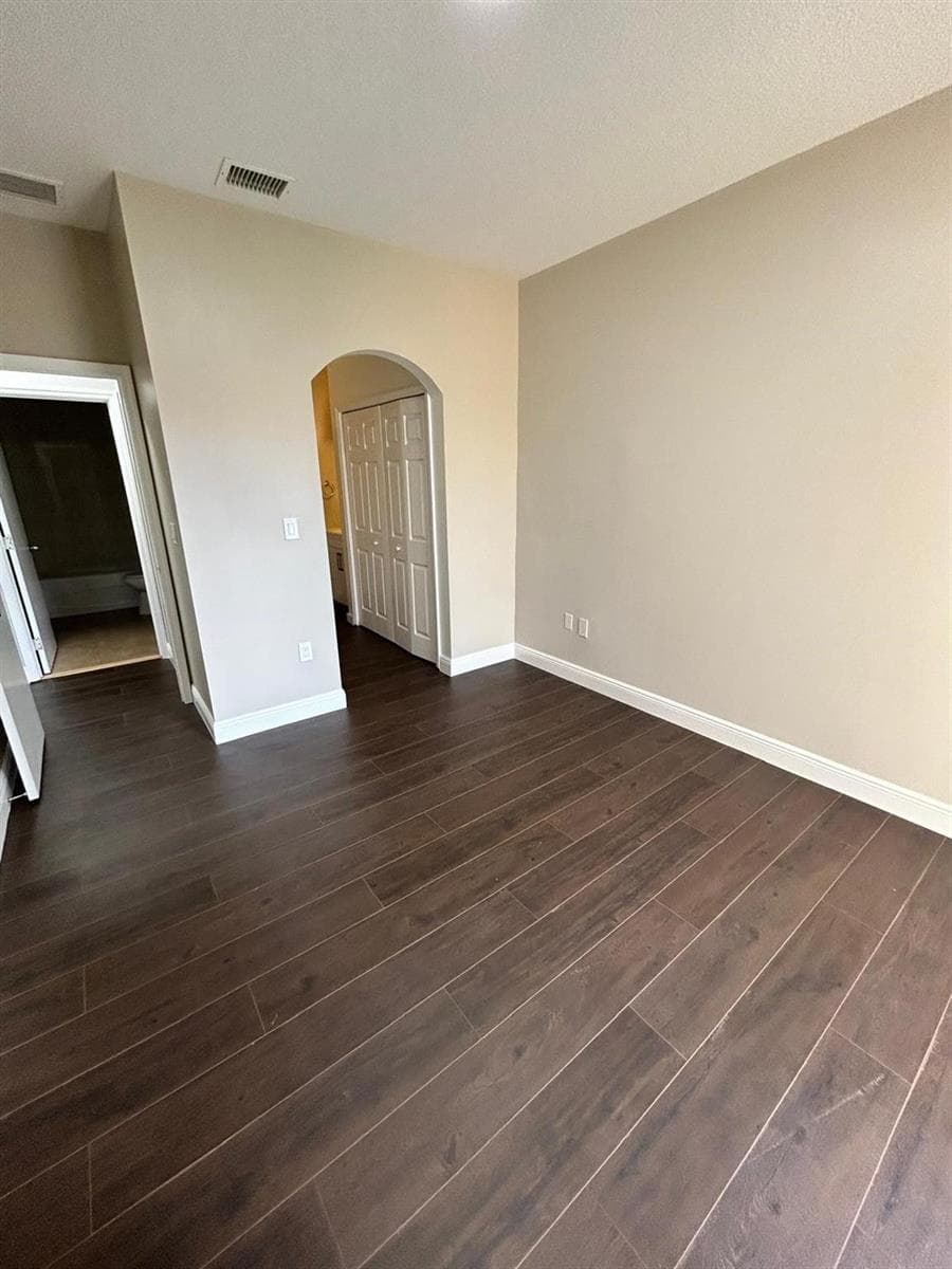 732 SW 106th Avenue photo 10