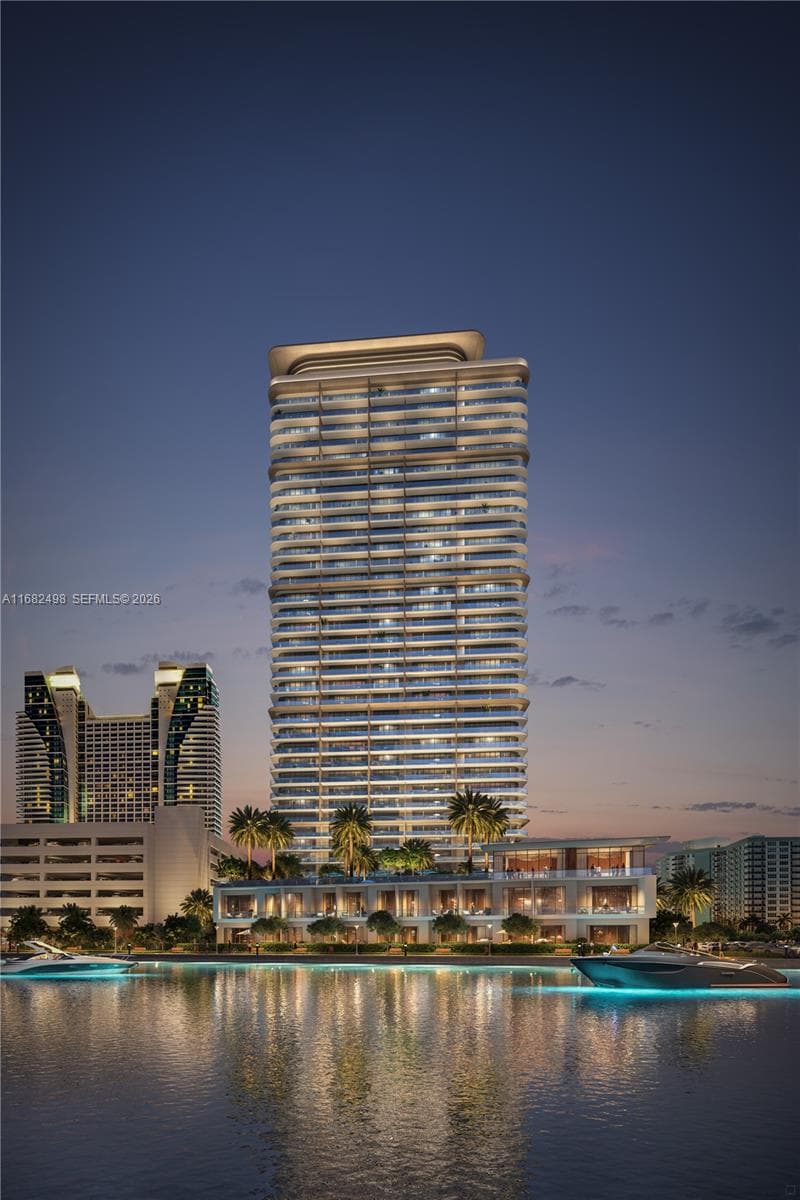 3724 S OCEAN DR 607 photo 1