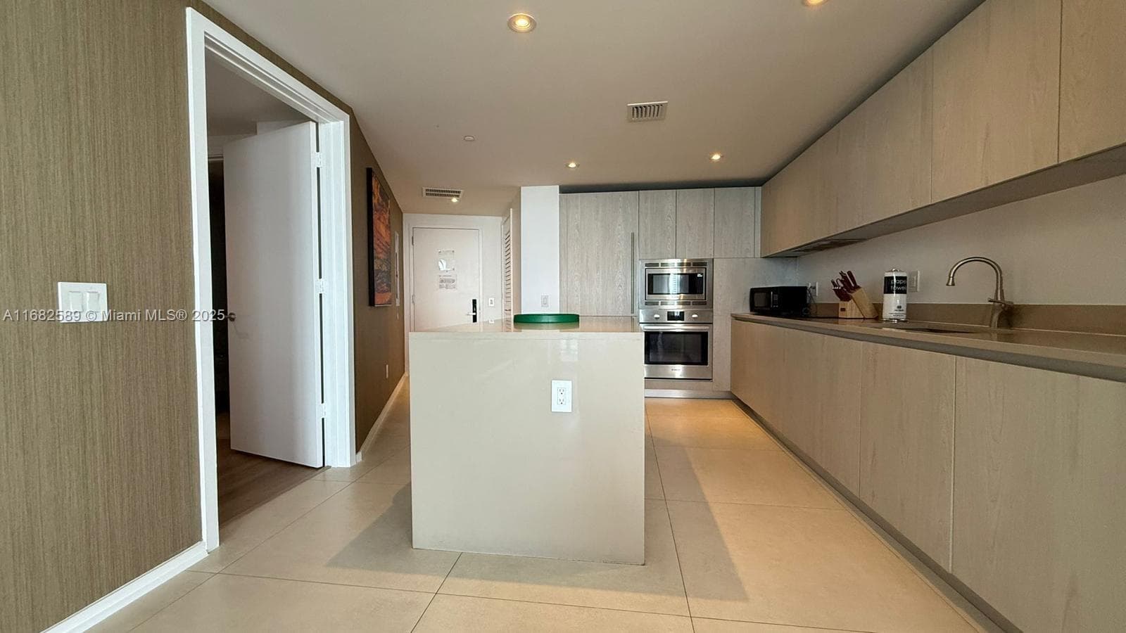 4111 S Ocean Dr 3312 photo 24