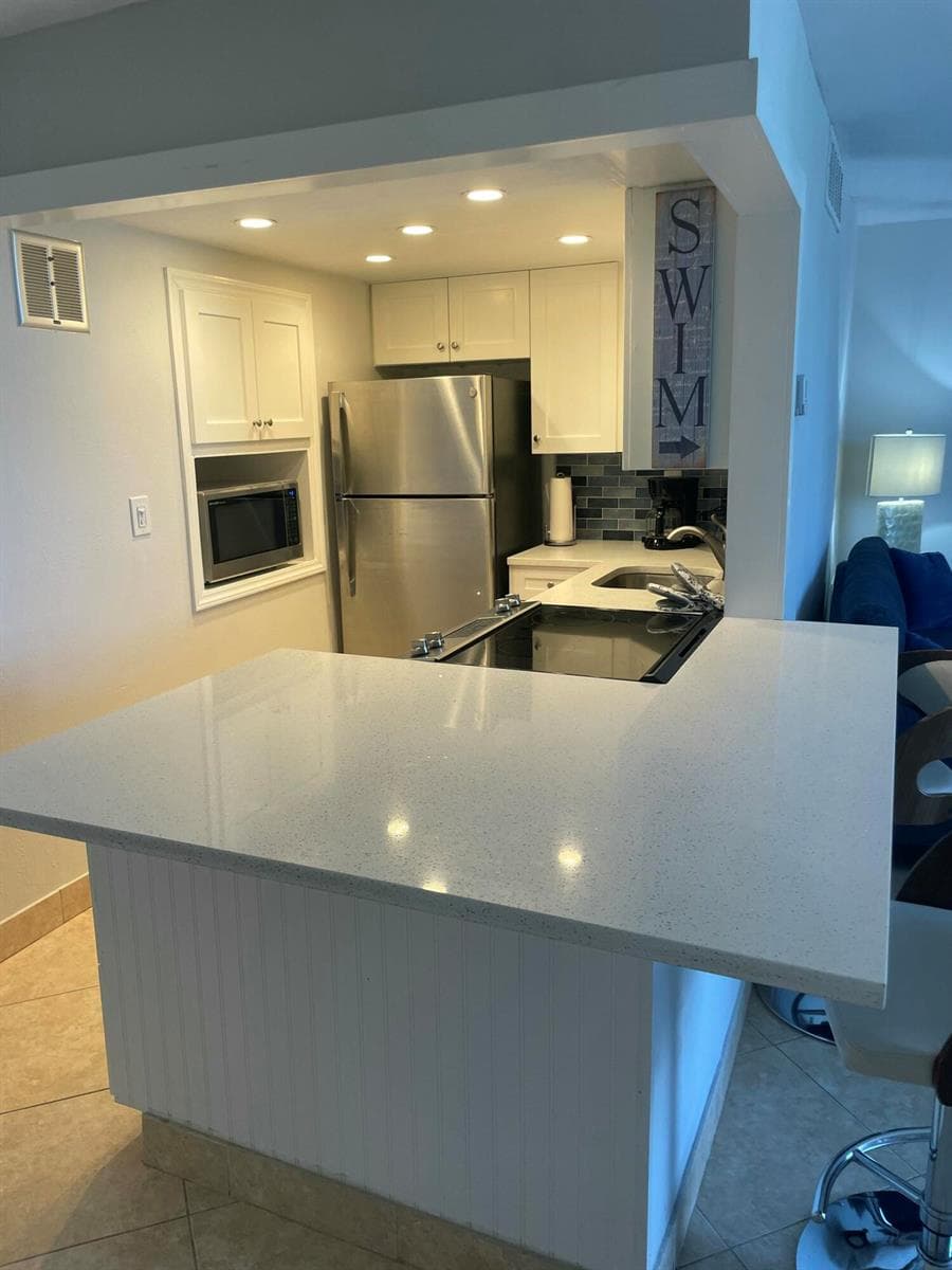 1731 SE 15 206 photo 5
