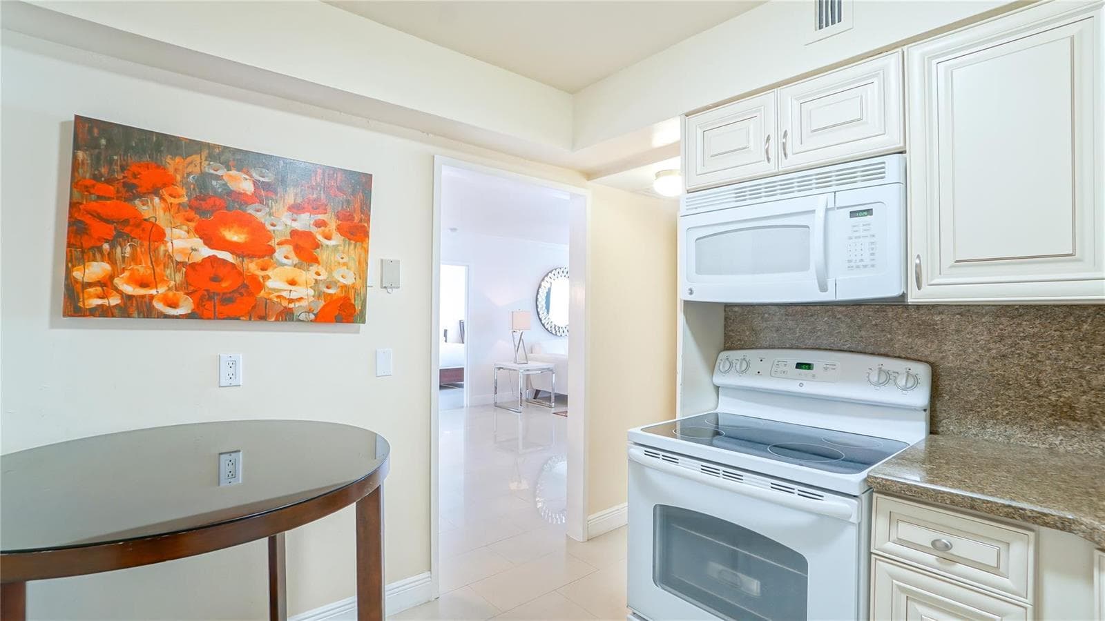 5225 Collins Avenue 1417 photo 10