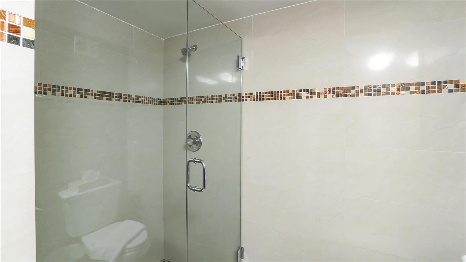 5225 Collins Avenue 1417 photo 14