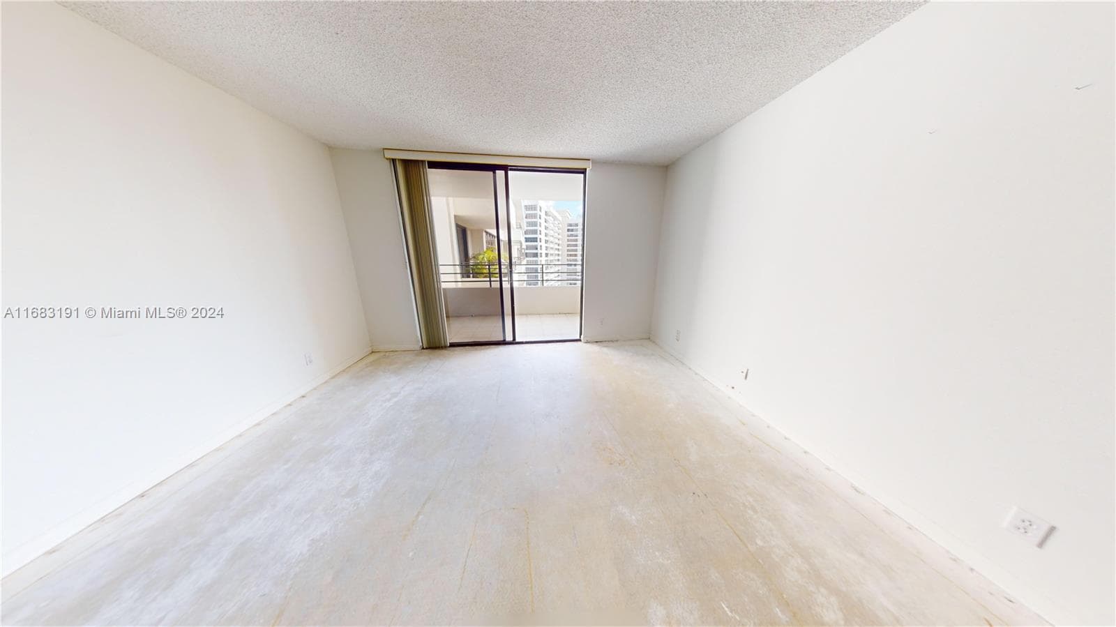 600 THREE ISLANDS BLVD 1716 photo 9