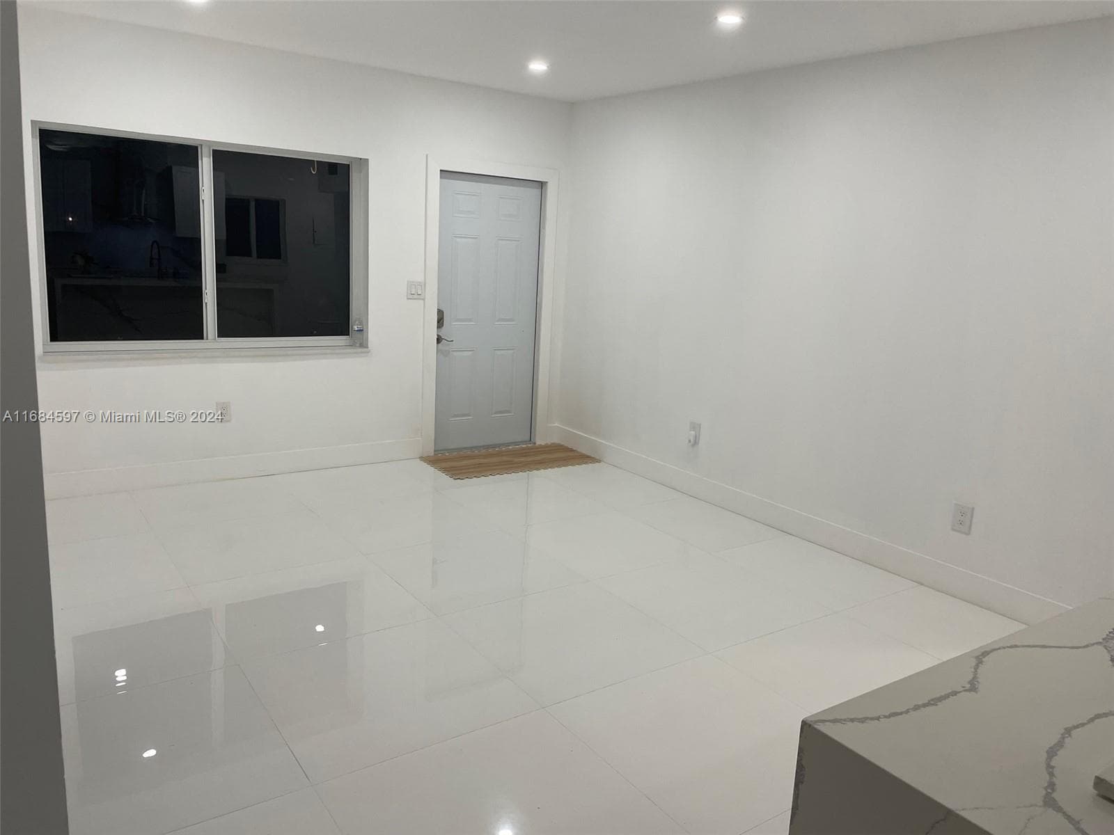 1201 Marseille Dr 17 photo 7