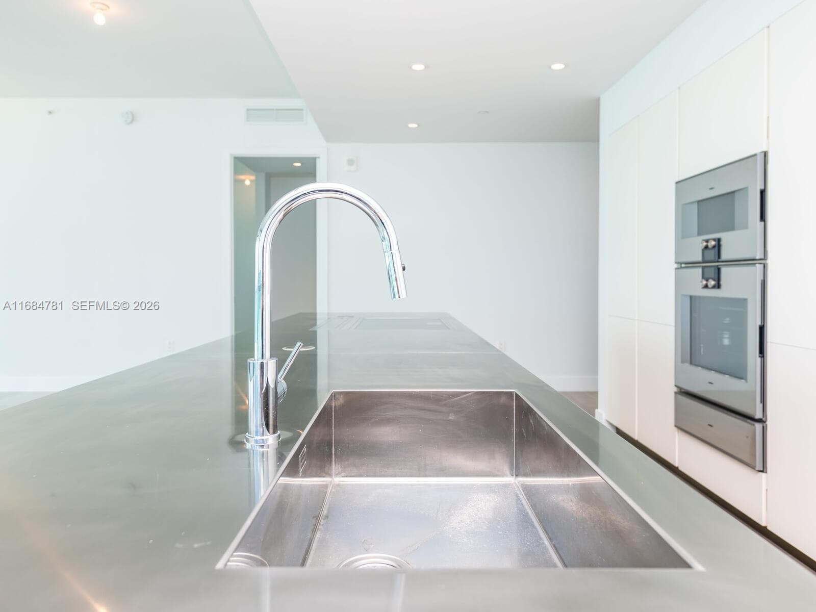 6901 Collins Ave 701 photo 16