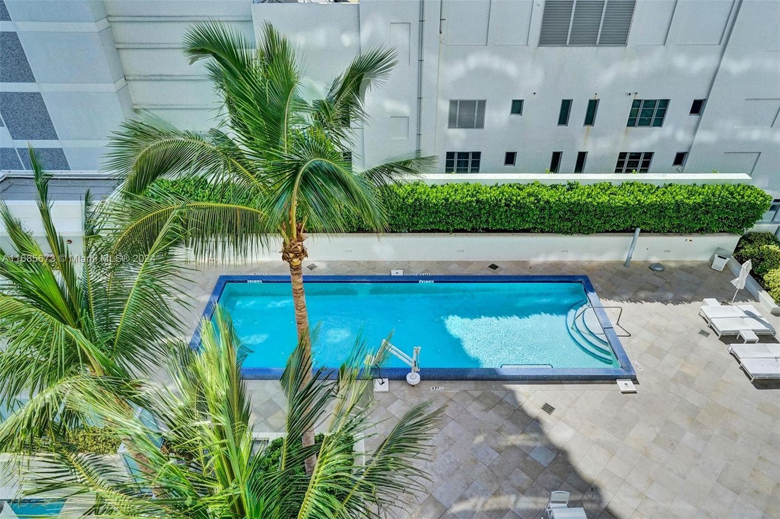 4391 Collins Ave 915 photo 13
