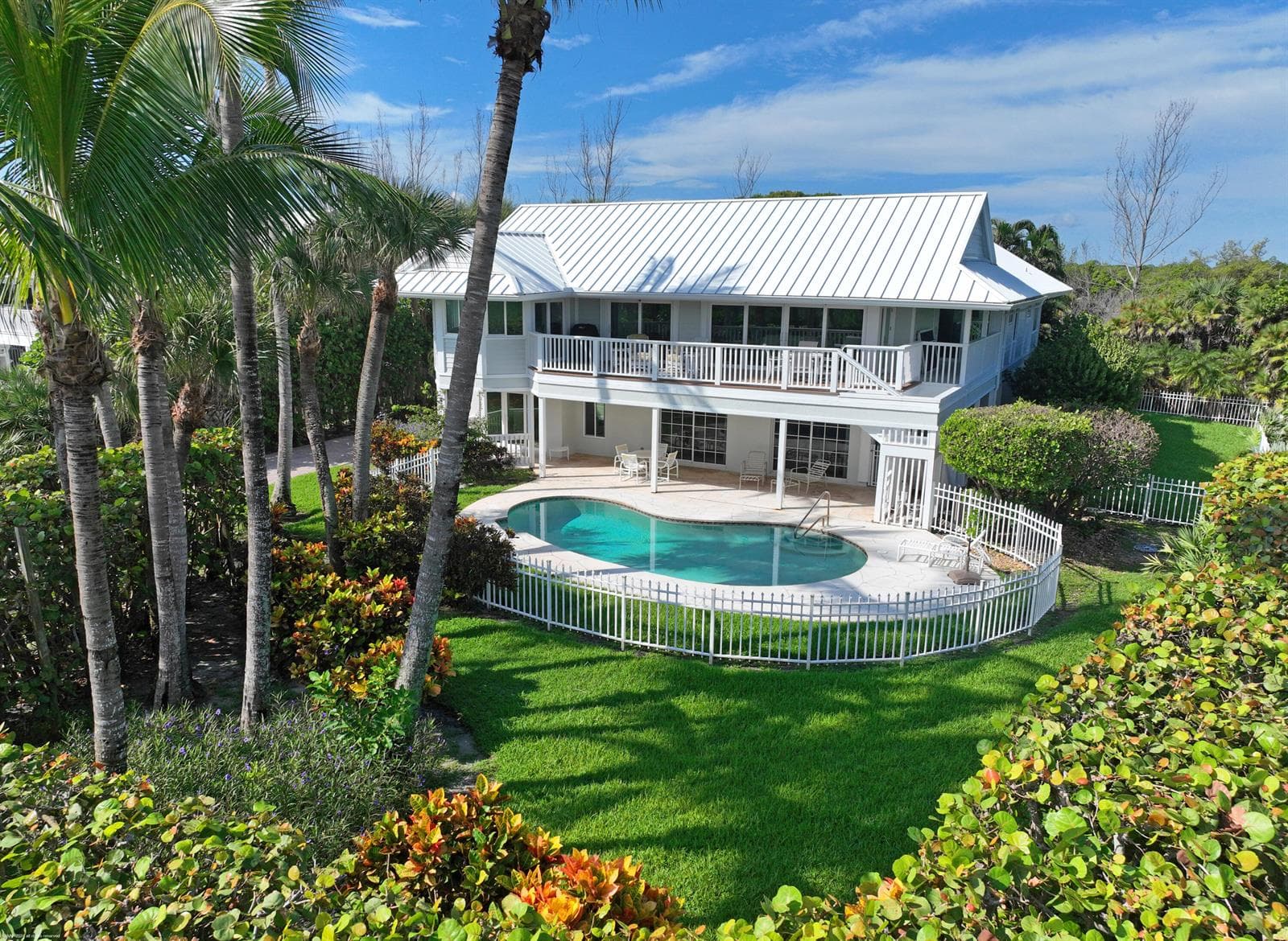 162 N Beach Road photo 2