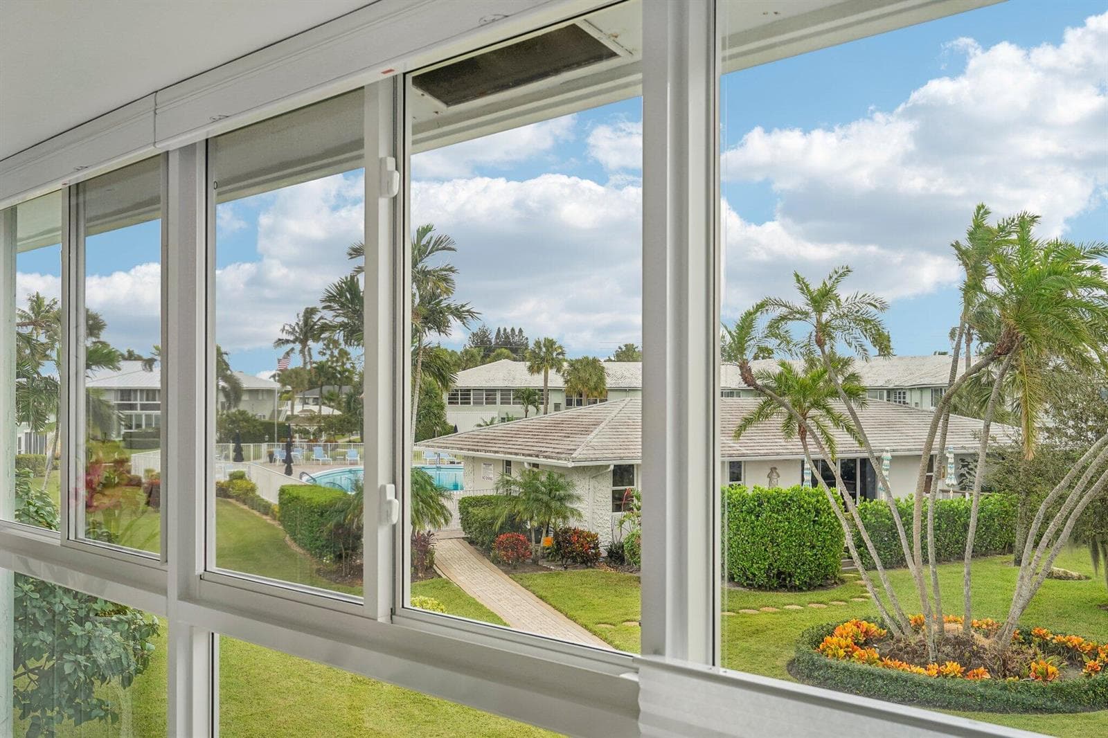 5540 N Ocean Boulevard 212 photo 8