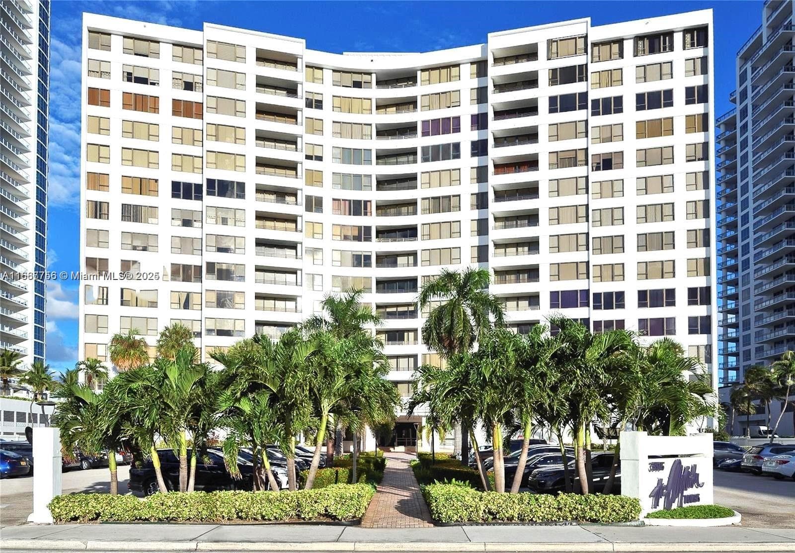 3505 S Ocean Dr 507 photo 17