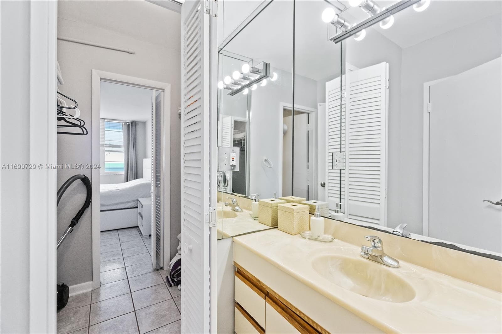 100 Lincoln Rd 1019 photo 8