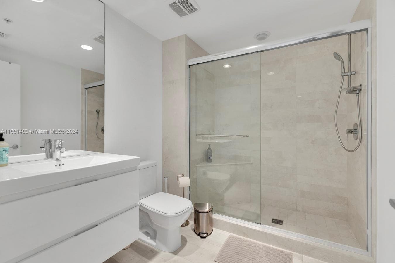 17301 Biscayne Blvd 1404 photo 12