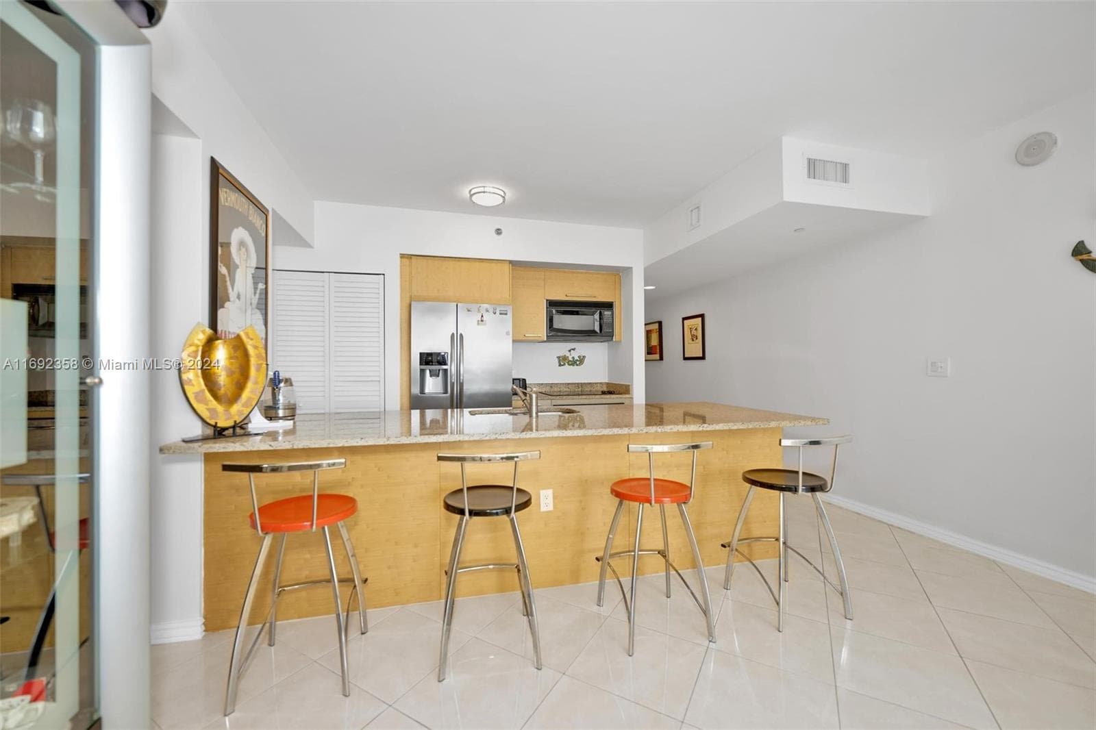 1830 S Ocean Dr 2505 photo 6