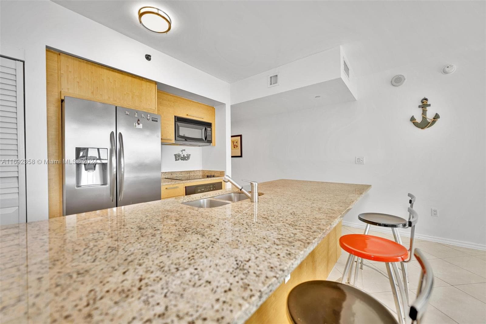 1830 S Ocean Dr 2505 photo 7