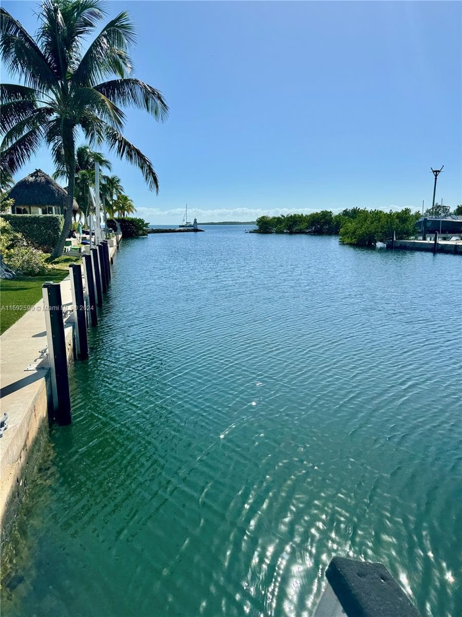 72 Ocean Dr 0 photo 2