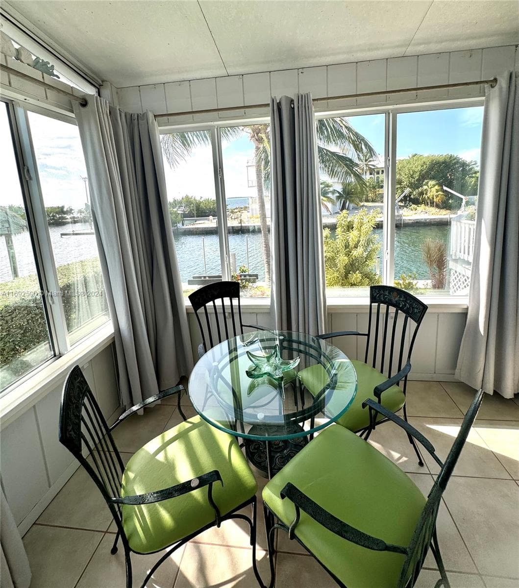 72 Ocean Dr 0 photo 25