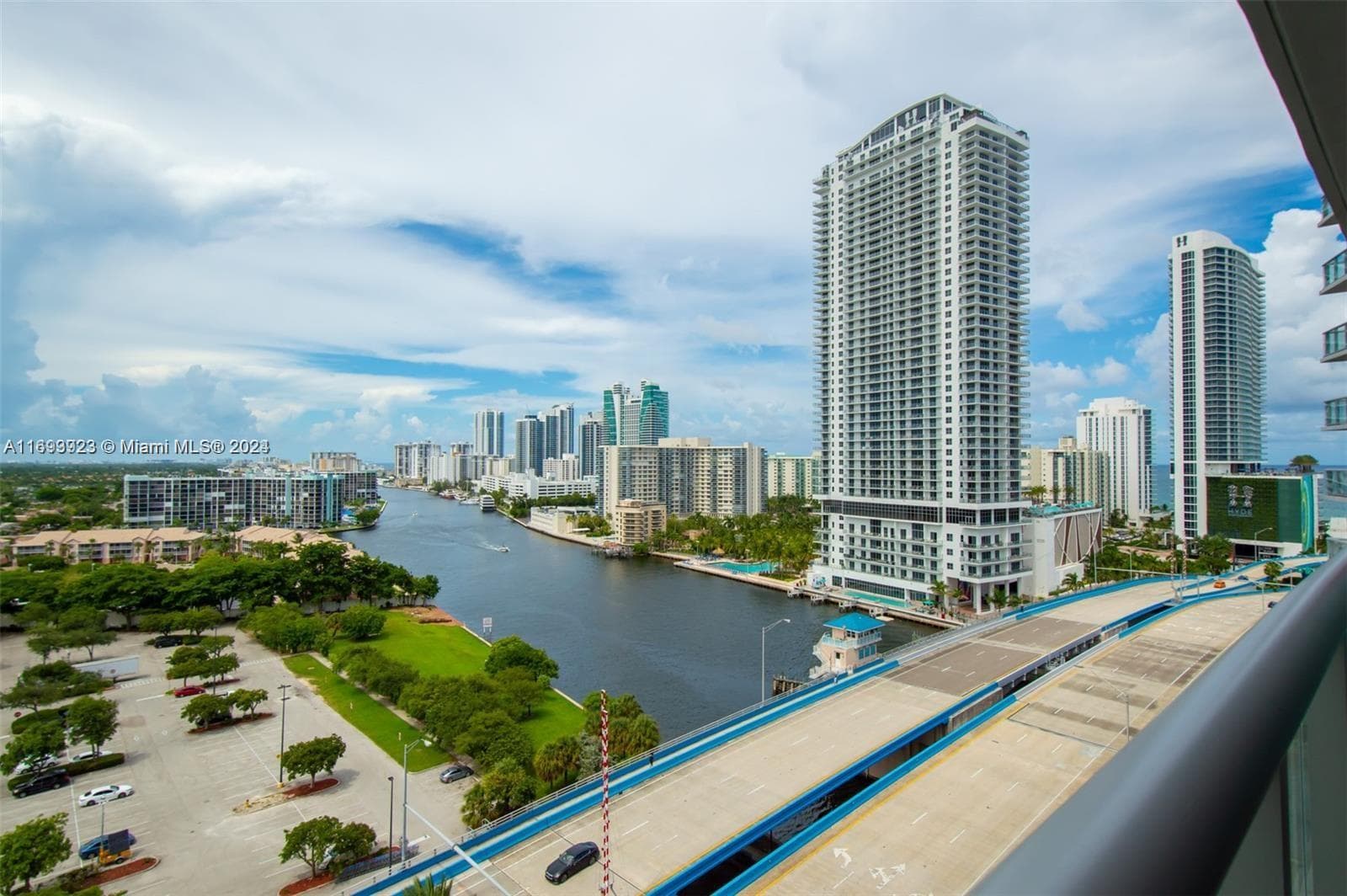 2602 E Hallandale Beach Blvd R1606 photo 11