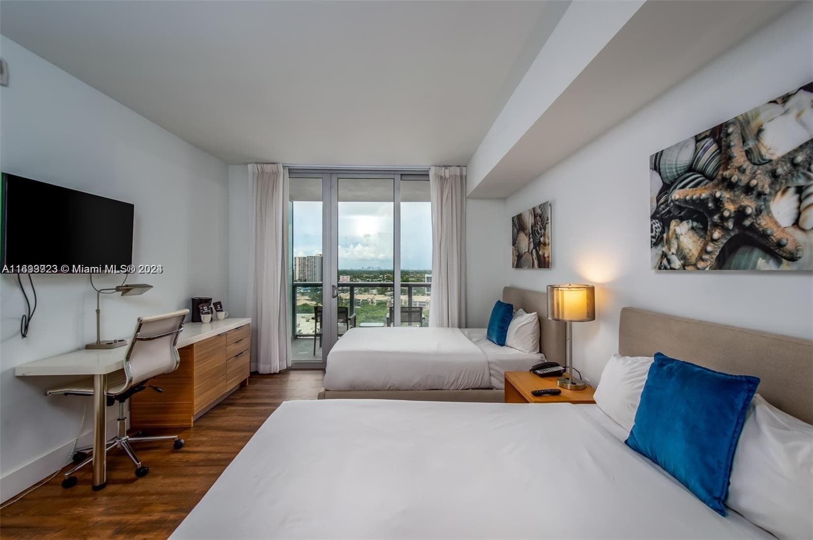 2602 E Hallandale Beach Blvd R1606 photo 8