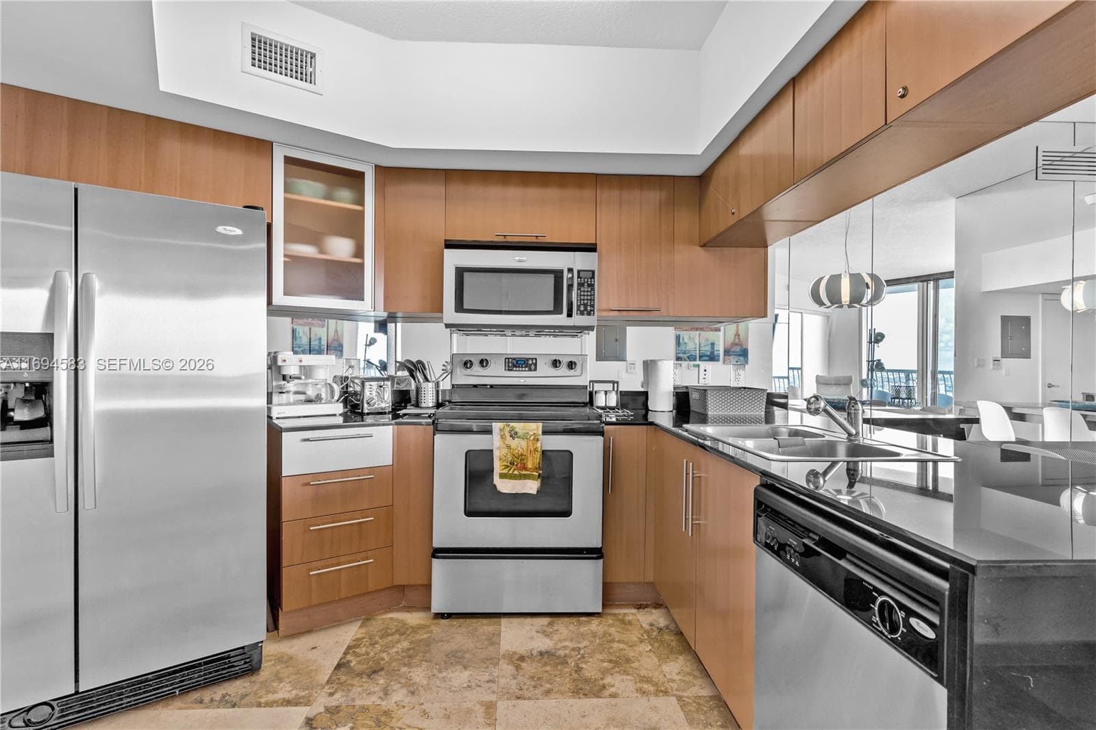 1750 N Bayshore Dr 5014 photo 24
