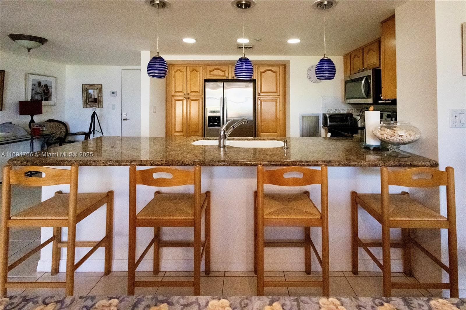 2555 Collins Ave 308 photo 6