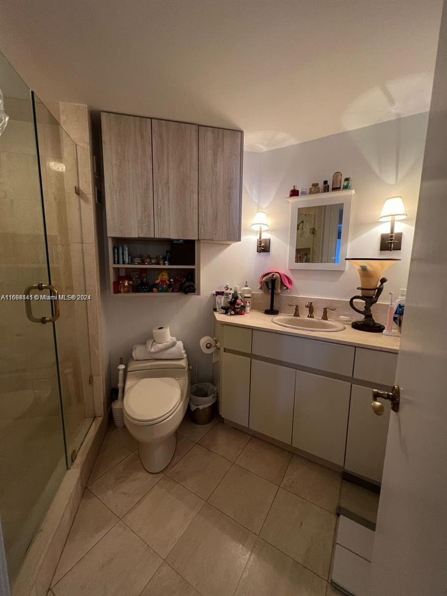 3000 Island Blvd 1201 photo 20