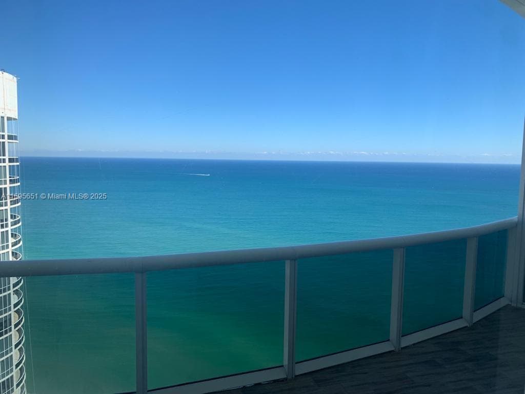 15811 Collins Ave 4203 photo 1