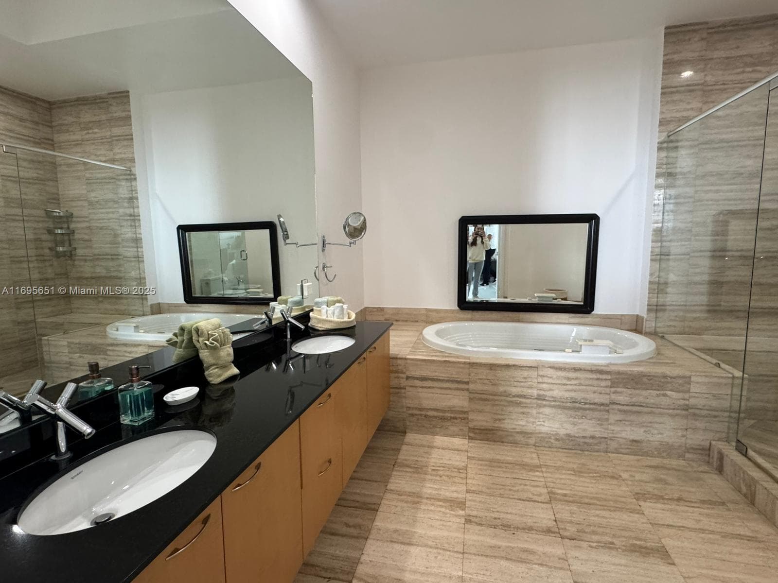 15811 Collins Ave 4203 photo 10