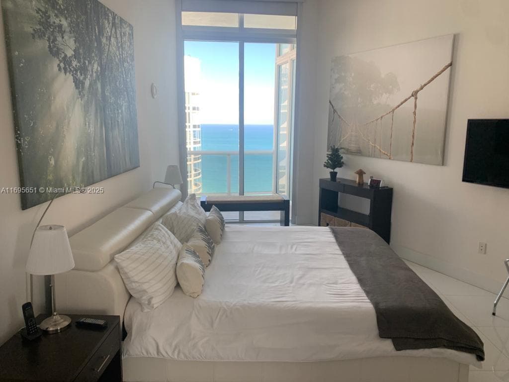 15811 Collins Ave 4203 photo 19