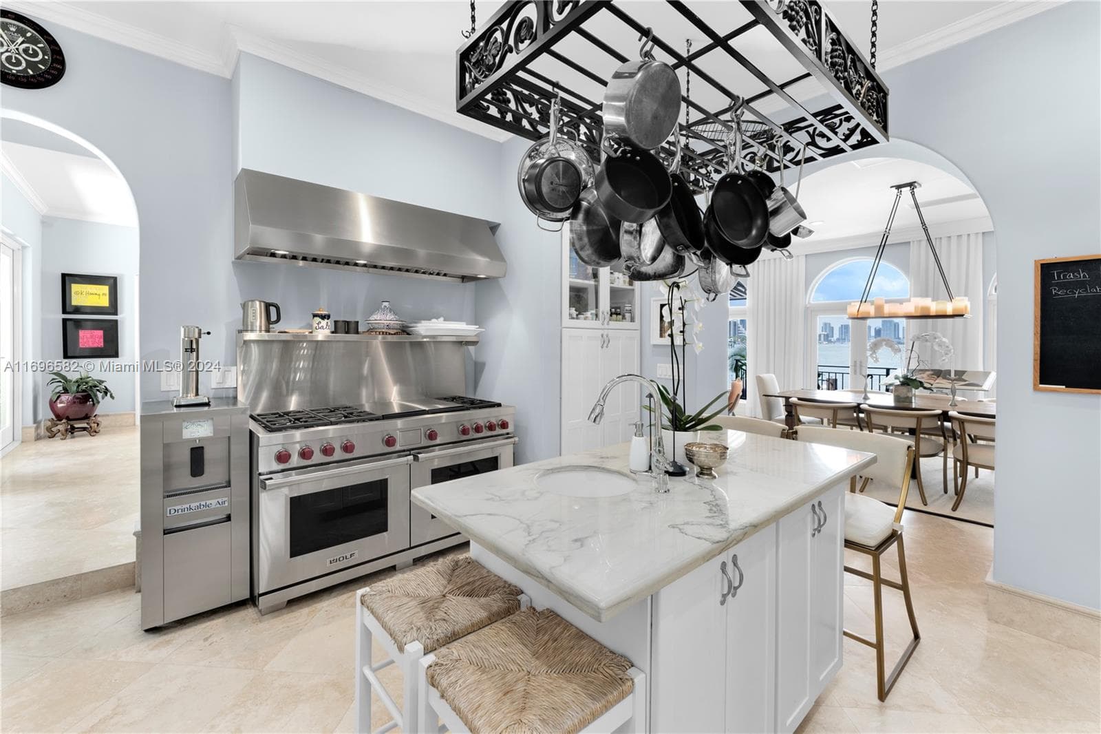 814 W Dilido Dr photo 12