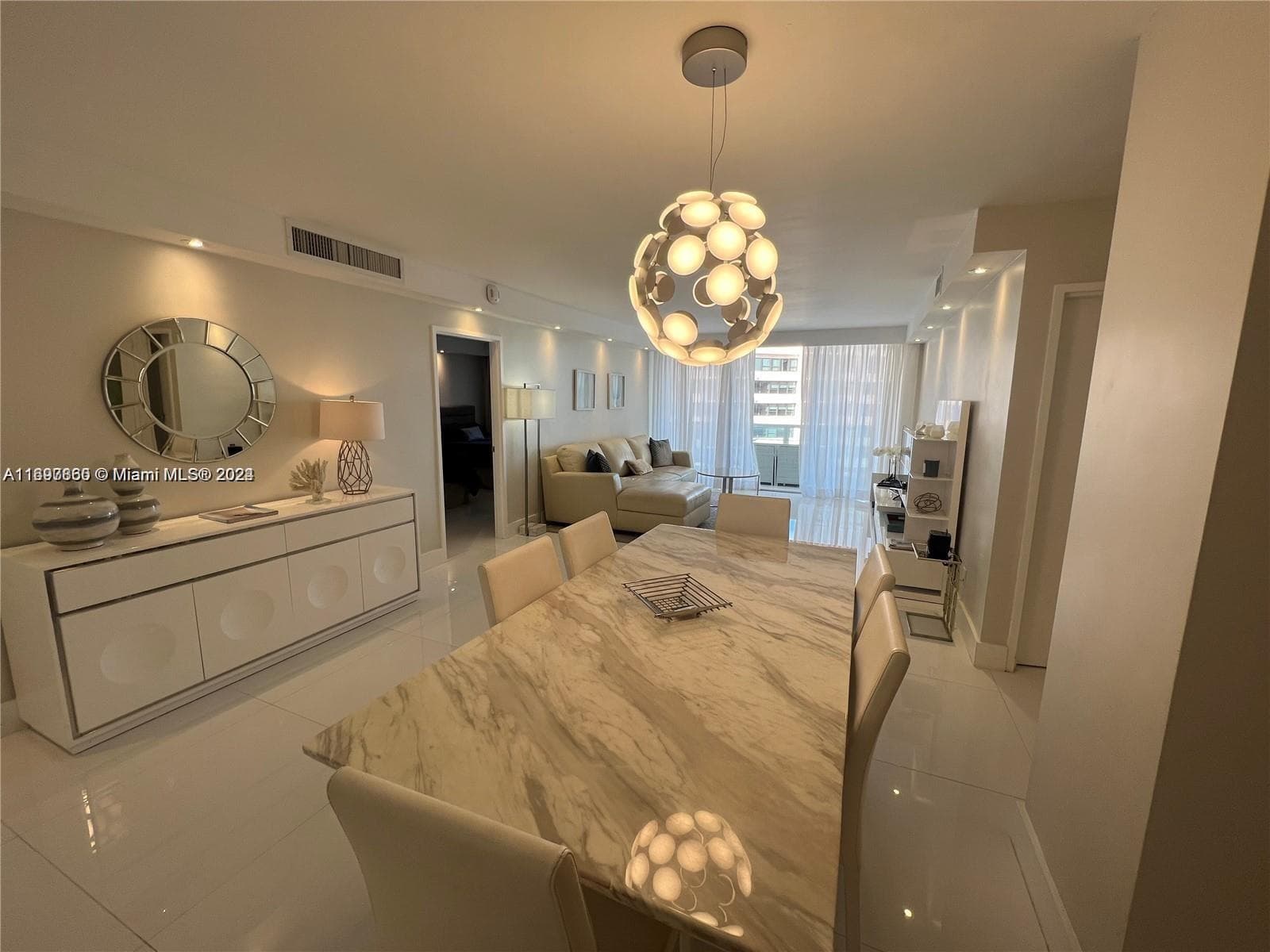 5161 COLLINS AVE 1403 photo 7