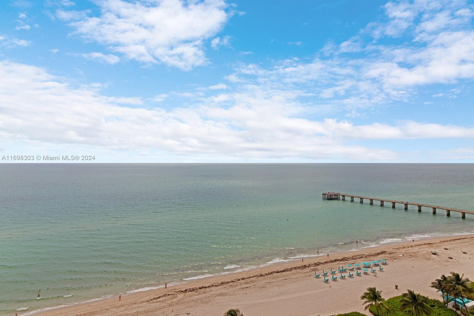16901 Collins Ave 1402 photo 2