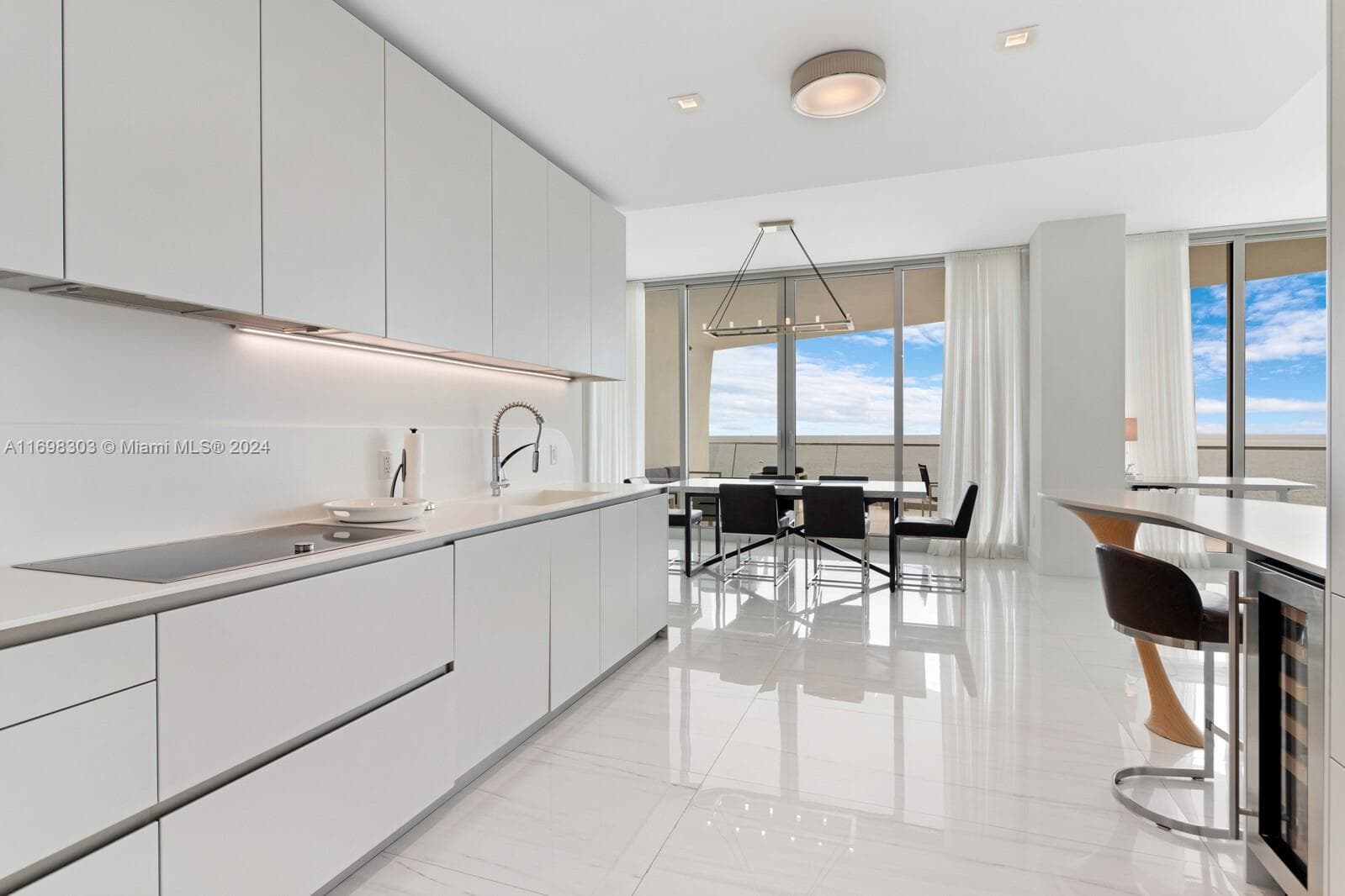 16901 Collins Ave 1402 photo 10